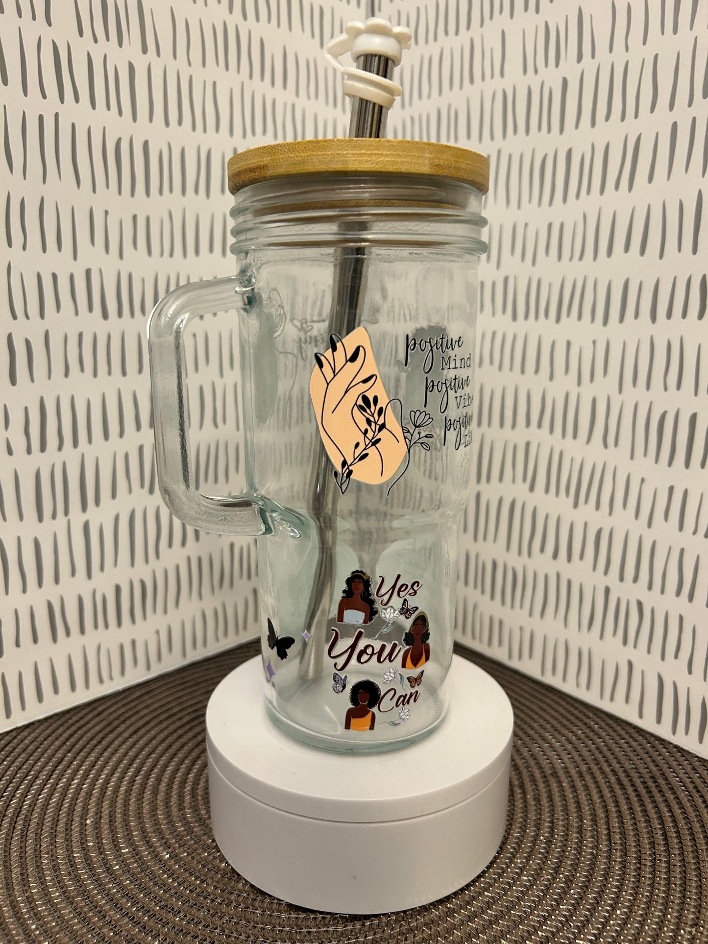 Glass tumbler with Bamboo lid and straws, 24oz